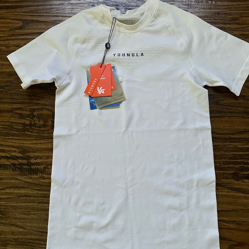 Dri fit athletic Tshirt never worn with tags